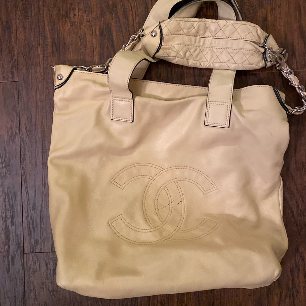 Chanel hobo bag